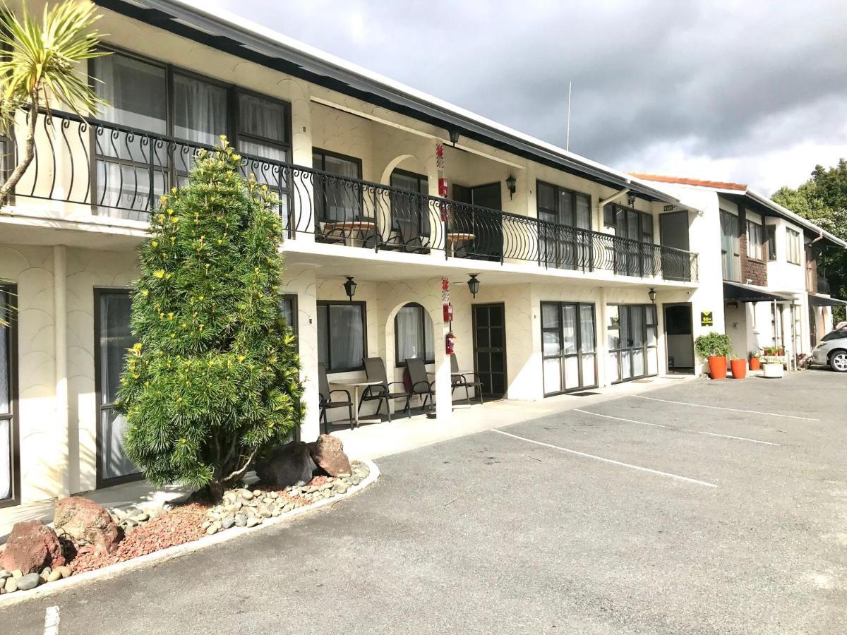Motel Villa Del Rio Whangarei Eksteriør billede